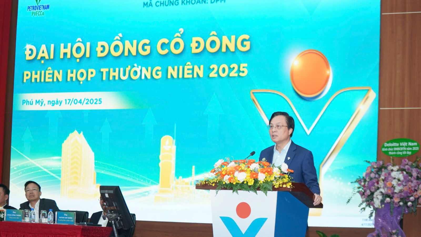 Ông Bùi Minh Tiến, đại diện Petrovietnam phát biểu tại đại hội ngày 17/4/2025