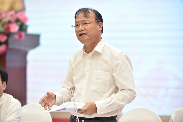 Thứ trưởng Bộ Công Thương Đỗ Thắng Hải trả lời báo chí về vấn đề Quỹ BOG. Ảnh: VGP