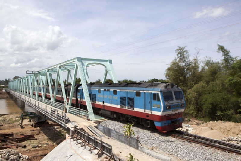 Nhiều phương tiện giao thông đường sắt được kéo dài niên hạn sử dụng. Ảnh minh hoạ 