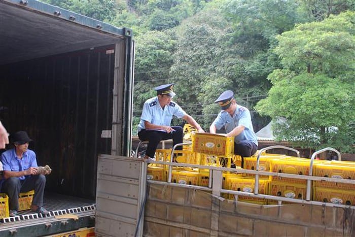 Tổng cục Hải quan cho rằng cần tăng cường xuất khẩu hàng nông sản chính ngạch trên các tuyến đường sắt