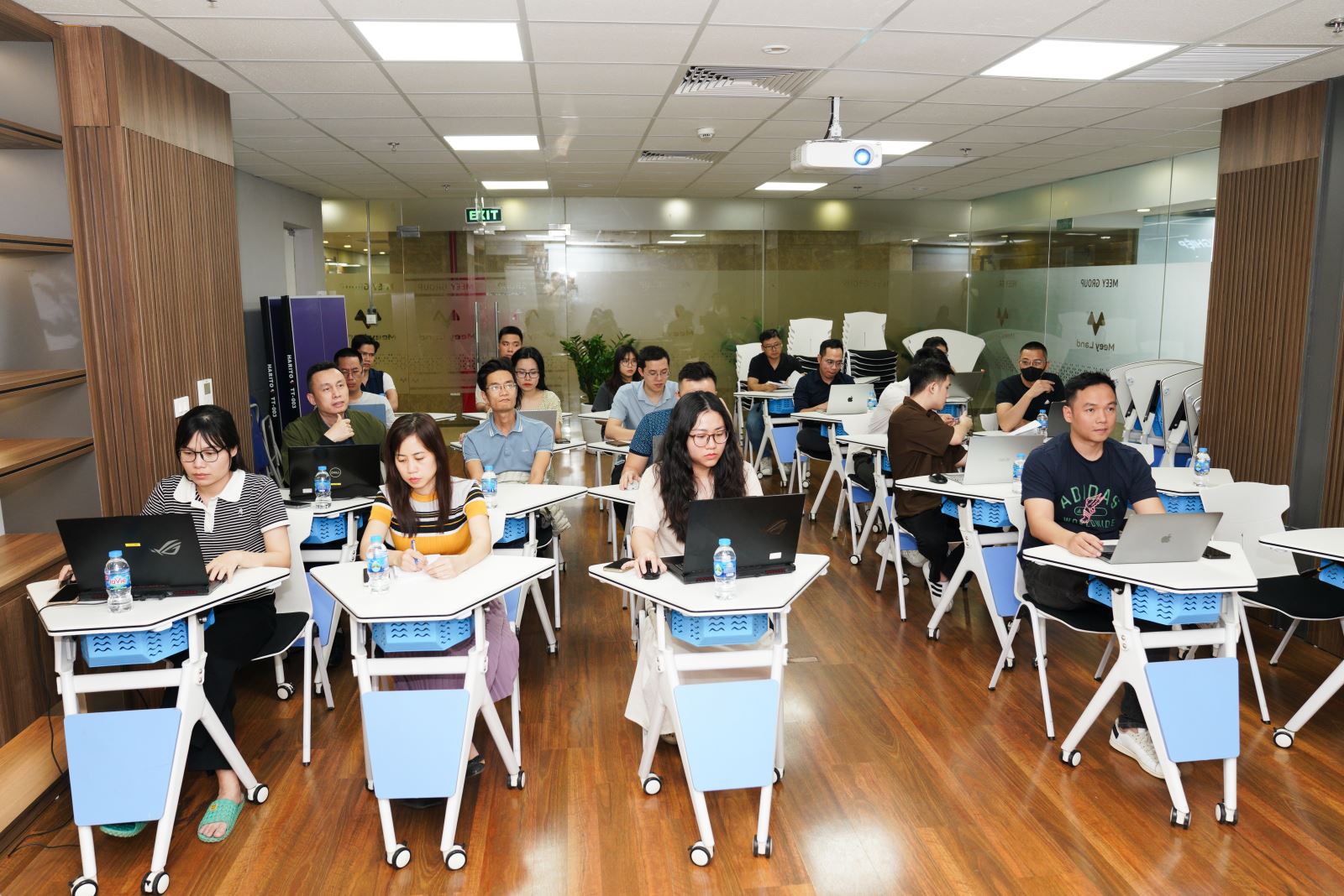 Một buổi đào tạo nhân sự của Meey Group về những thay đổi trong Tiêu chuẩn ISO/IEC 27001:2022