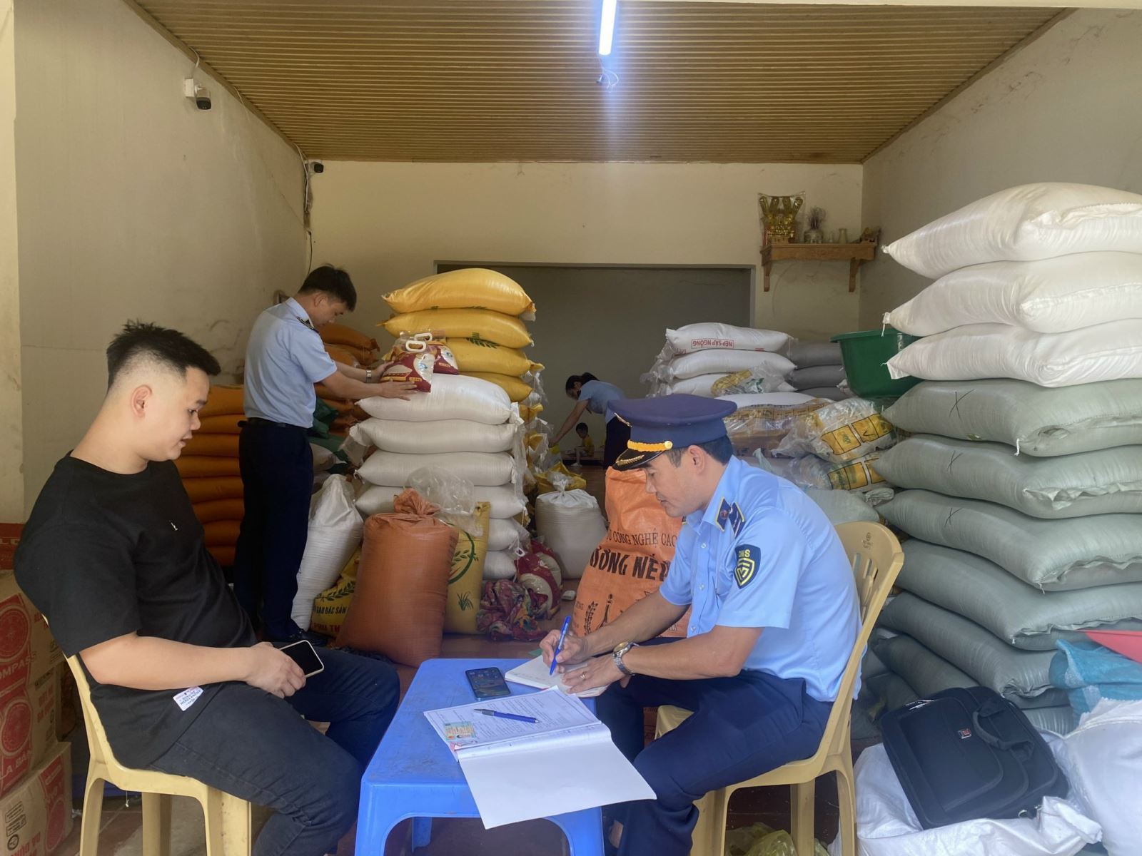 Kiểm tra xử lý nhiều vụ liên quan đến chuyên nghành