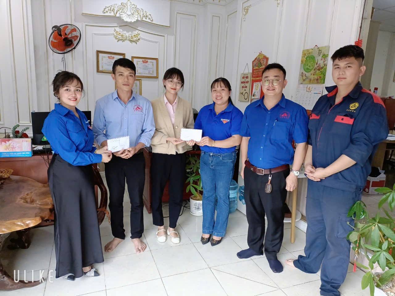 Chương trình “Điểm hẹn thanh niên” được Chi đoàn Hiệp hội Doanh nghiệp Lâm Đồng tổ chức hàng tháng với nhiều hoạt động ý nghĩa.