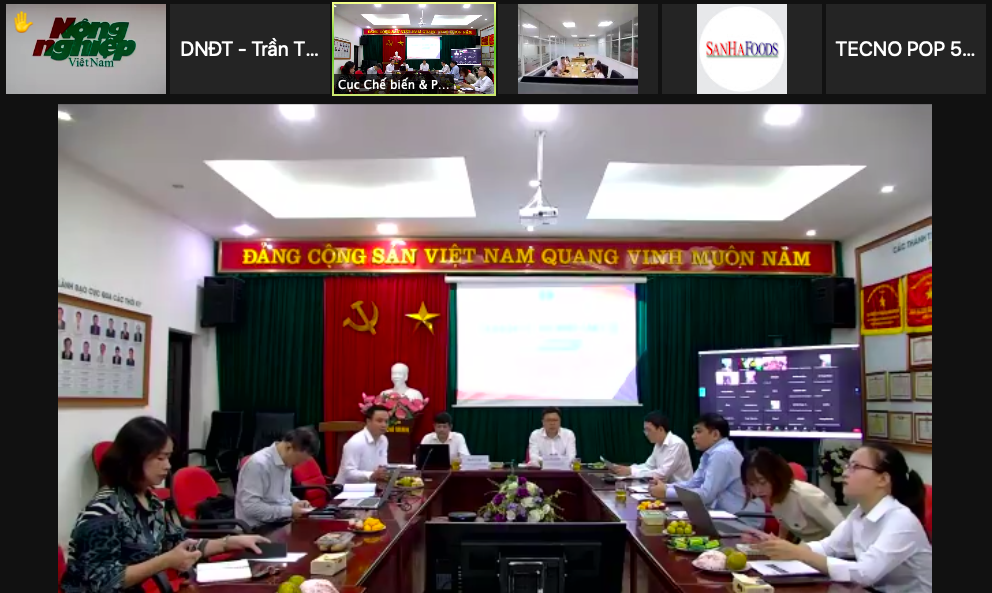 Diễn đàn trực tuyến kết nối thực phẩm an toàn với các bếp ăn tập thể được tổ chức trực tuyến.