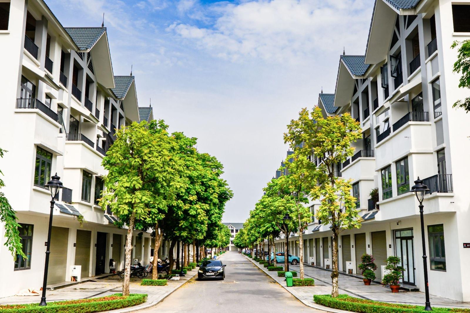 Hạ tầng nội khu đồng bộ, nhiều tiện ích đã sẵn sàng phục vụ cư dân và nhà đầu tư