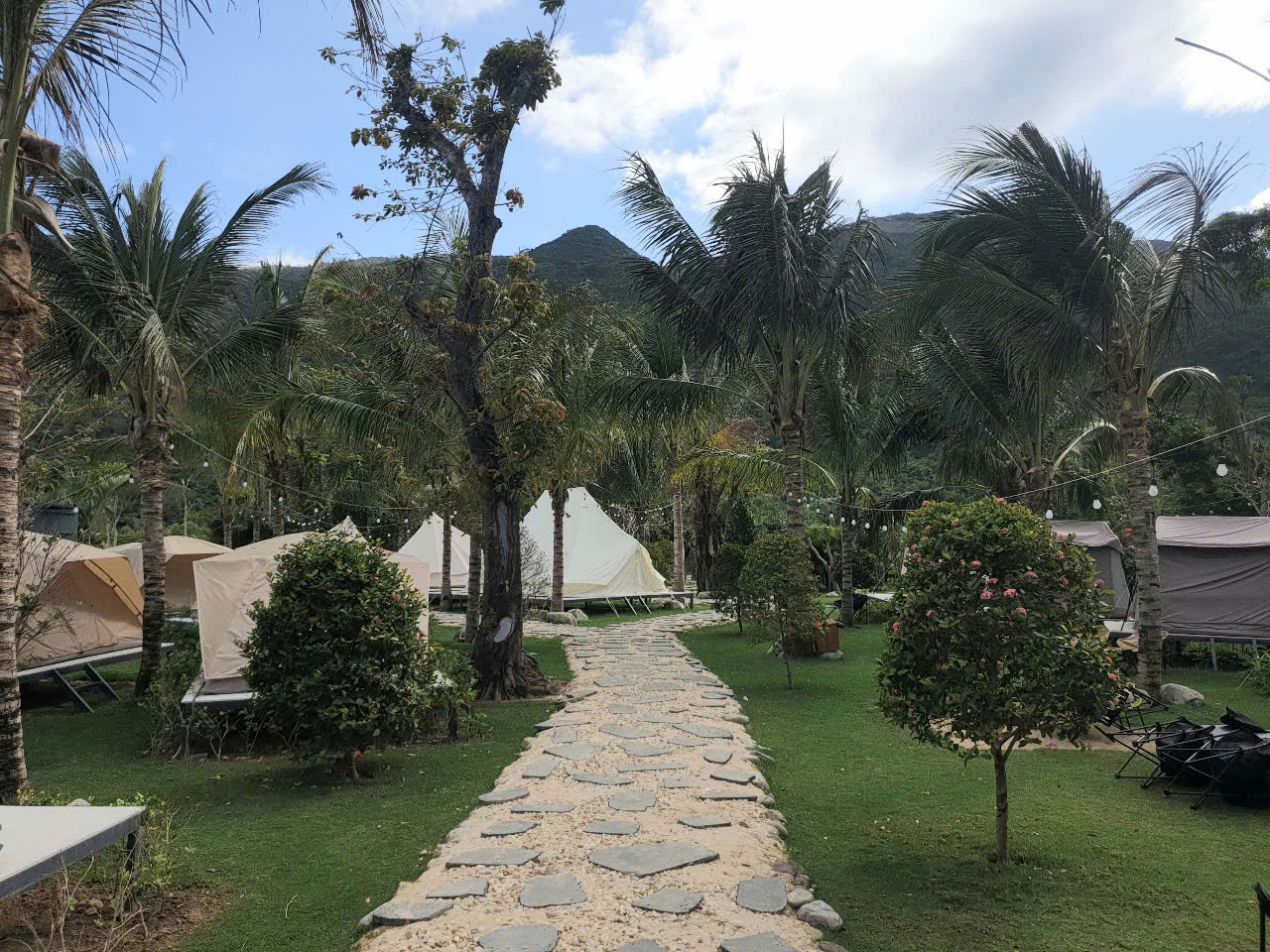 Điểm giải trí đêm Sailing Clup (đường Trần Phú, TP. Nha Trang)