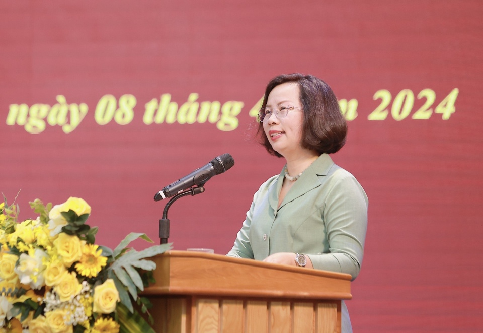 Ủy viên Ban Thường vụ Thành ủy, Bí thư Quận ủy Thanh Xuân Bùi Huyền Mai phát biểu chỉ đạo tại kỳ họp/Ảnh kinhtedothi