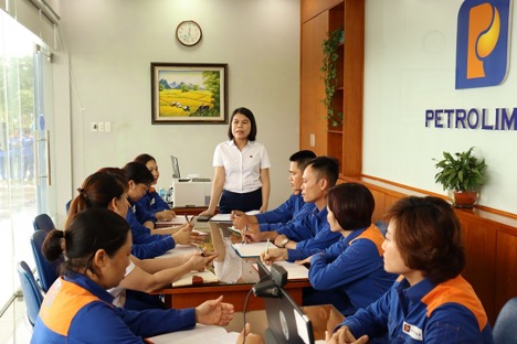 Cửa hàng trưởng phổ biến, tuyên truyền tại cửa hàng