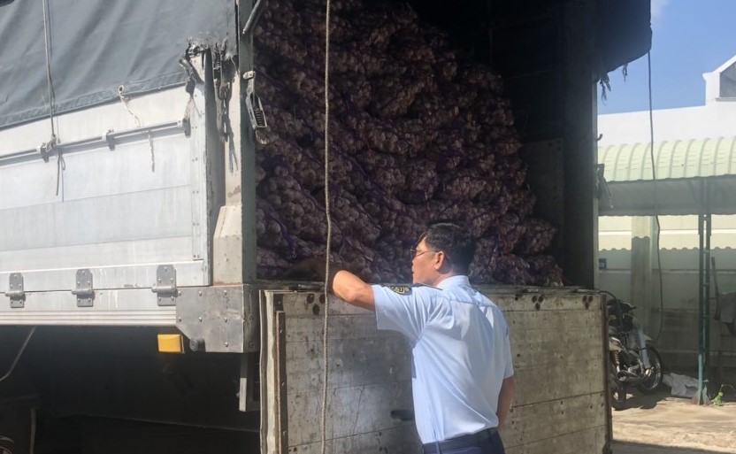 Lực lượng QLTT tỉnh An Giang phát