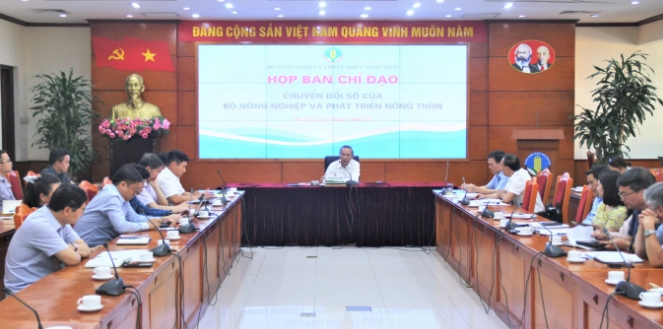 Toàn cảnh cuộc họp.