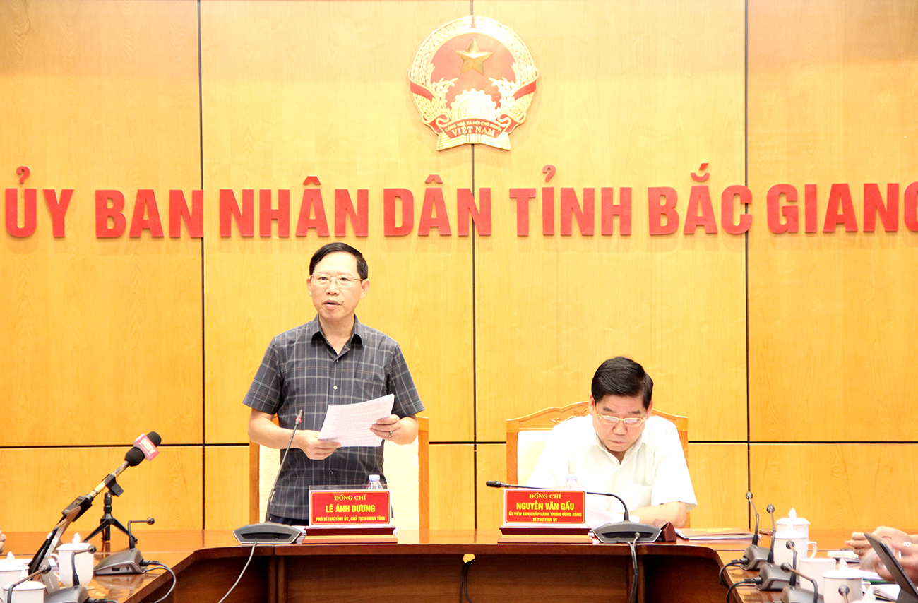 Chủ tịch UBND tỉnh Lê Ánh Dương quán triệt một số nhiệm vụ, giải pháp khắc phục hậu quả sau cơn bão số 3.
