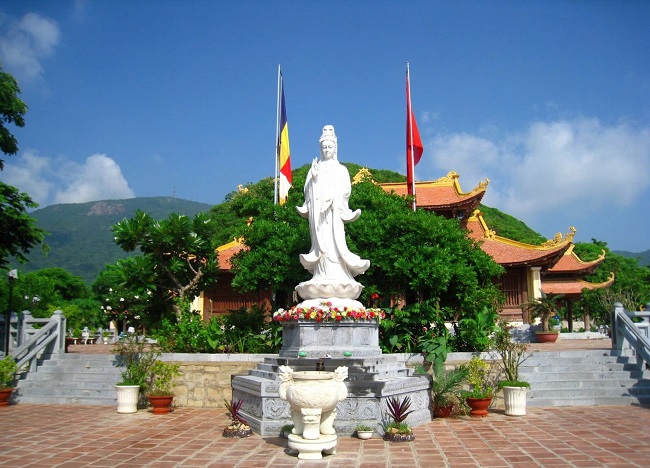 Chùa Vân Sơn - Núi Một, Côn Đảo. 