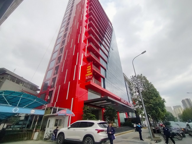 Trụ sở Công ty cổ phần tập đoàn Sunhouse tại Tầng 12, tòa nhà Richy Tower, Số 35 Mạc Thái Tổ, Yên Hòa, Cầu Giấy, Hà Nội.