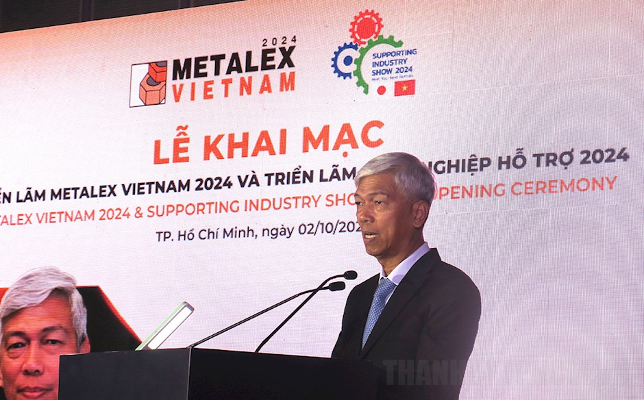 Phó Chủ tịch UBND TPHCM Võ Văn Hoan phát biểu khai mạc triển lãm