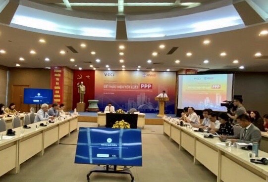 Hội thảo “Tháo gỡ rào cản chính sách để thực hiện tốt Luật PPP”.