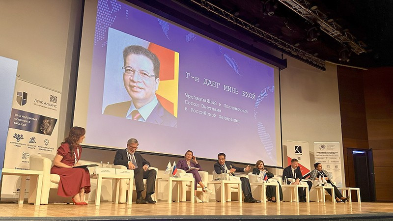 Đại sứ Việt Nam tại Liên bang Nga Đặng Minh Khôi tham dự và phát biểu tại Diễn đàn IDT 2025