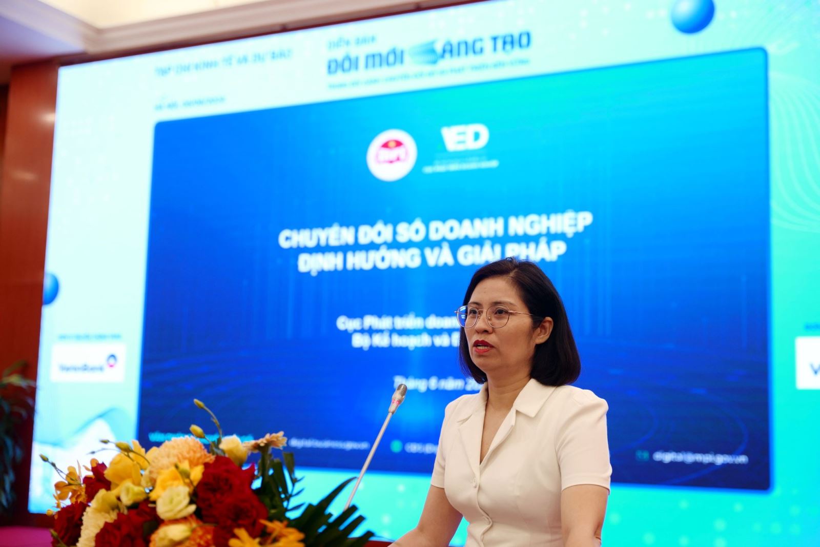 Bà Trịnh Thị Hương, Phó Cục trưởng Cục Phát triển doanh nghiệp, Bộ Kế hoạch và Đầu tư - Sẵn sàng hỗ trợ các doanh nghiệp trong lĩnh vực ESG chuyển đổi số