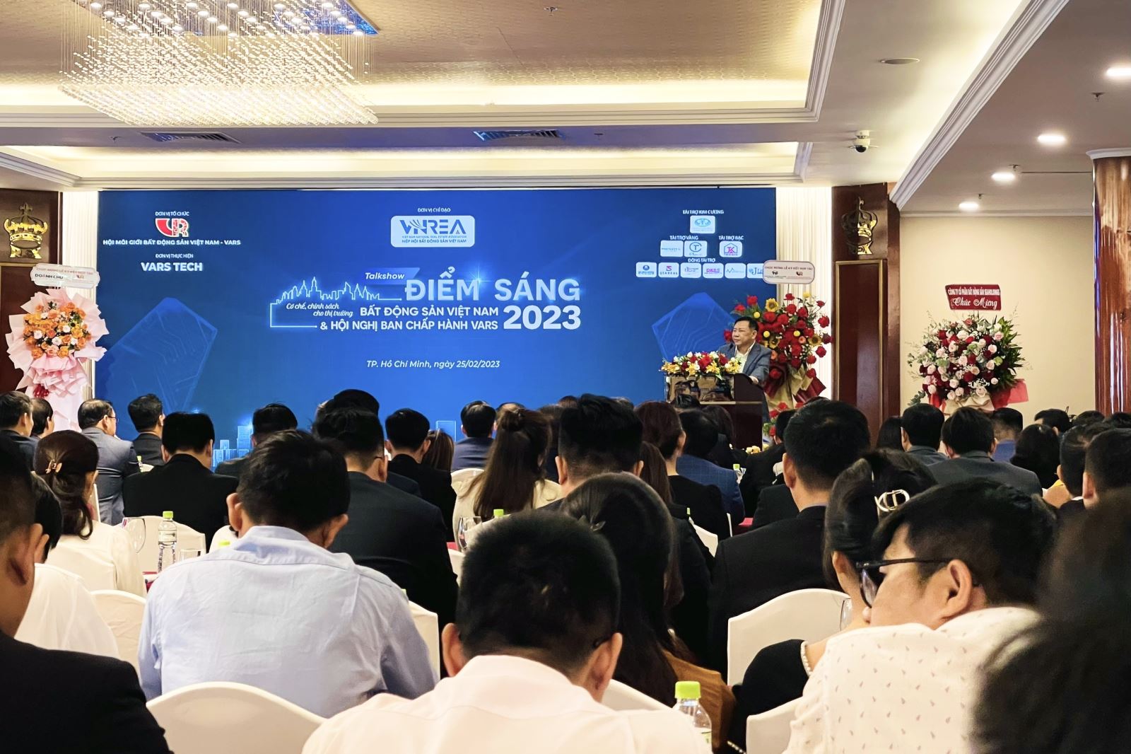 Quan cảnh tại buổi toạ đàm