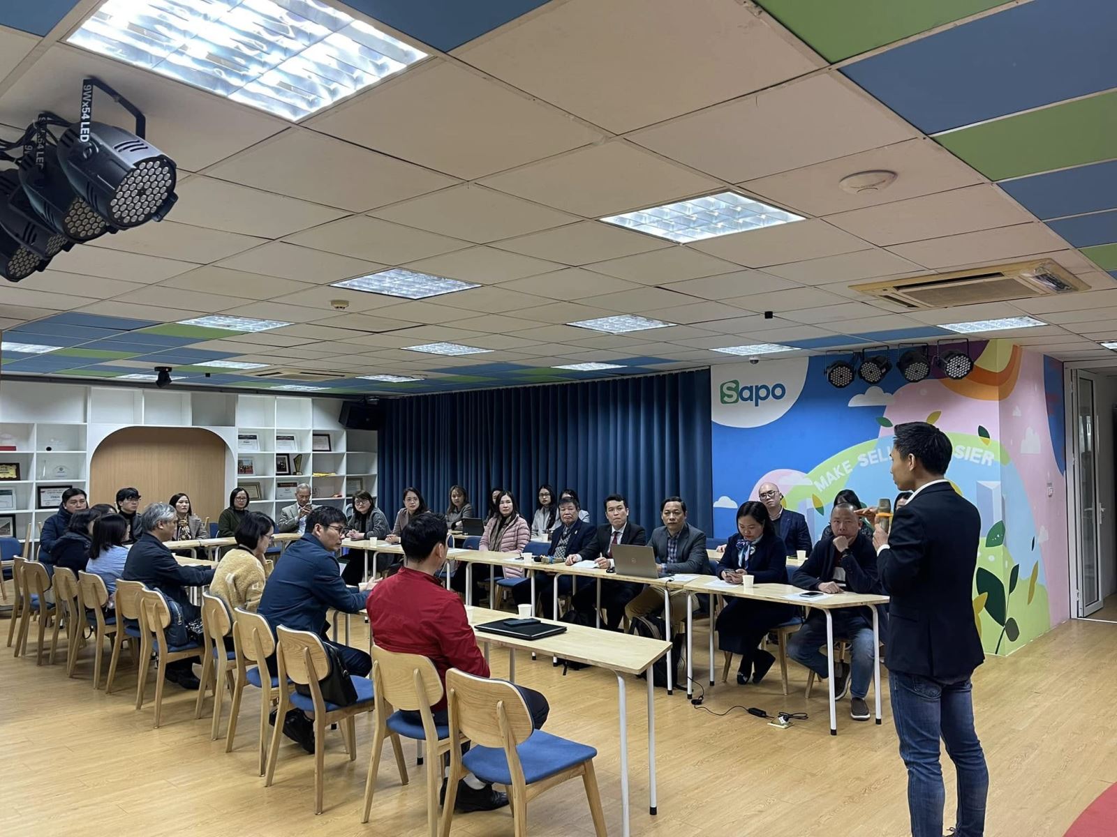 hương mại điện tử Việt Nam đã đạt tốc độ tăng trưởng cao liên tục