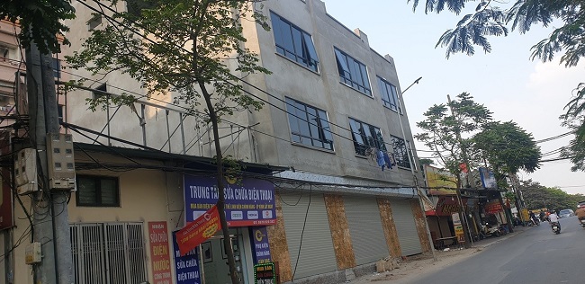 Ngôi nhà cấp 4 tại ngõ 8 cầu Tó, sửa chữa thành nhà 3 tầng.