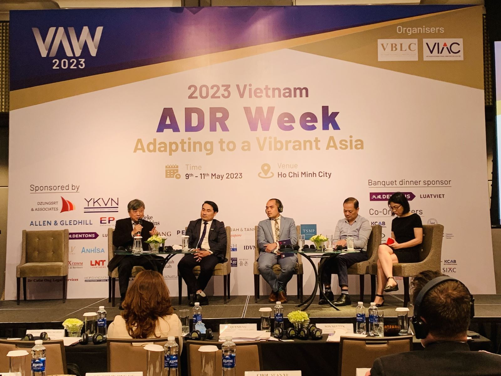 Các diễn giả chia sẻ về chủ đề 