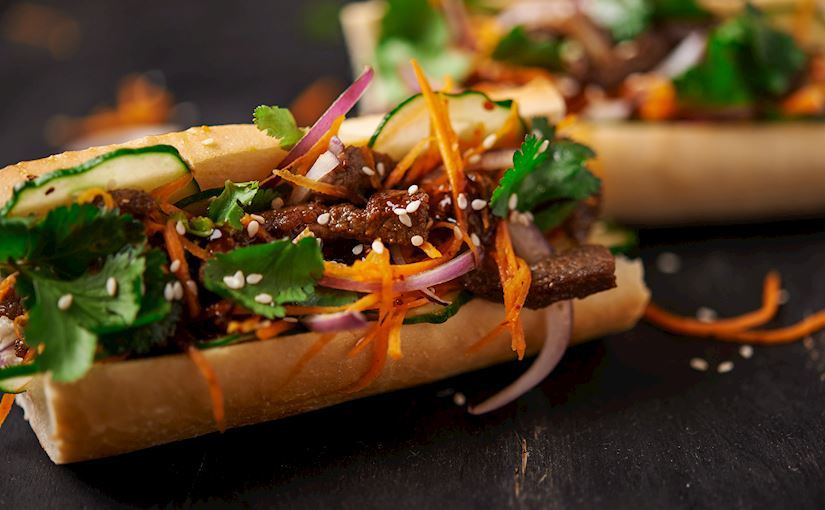 Bánh mì, đứng thứ 9 trong 100 món ăn đường phố ngon nhất trên thế giới