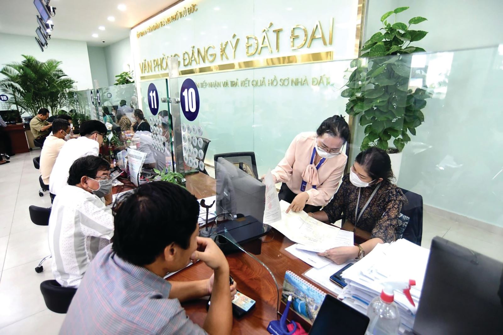 ình trạng giao dịch “hai giá” vẫn phổ biến, làm suy giảm hiệu quả của bất kỳ chính sách thuế nào