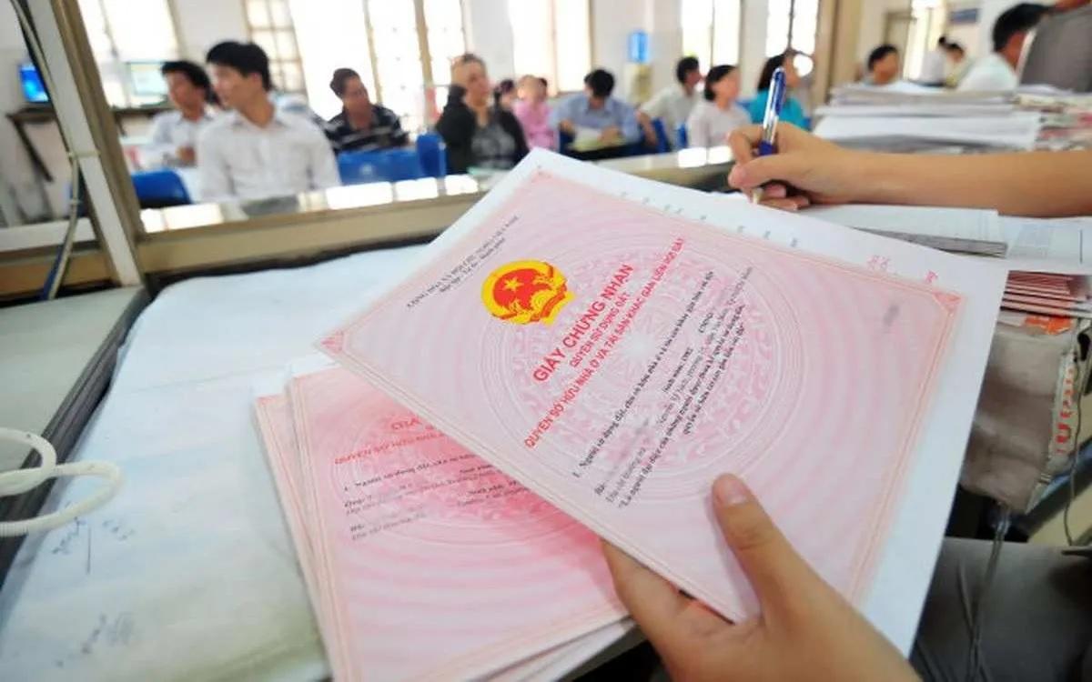 Dự thảo sửa đổi Điều 79 về các trường hợp Nhà nước thu hồi đất để phát triển kinh tế - xã hội vì lợi ích quốc gia, công cộng bằng việc bổ sung 2 trường hợp quan trọng. 