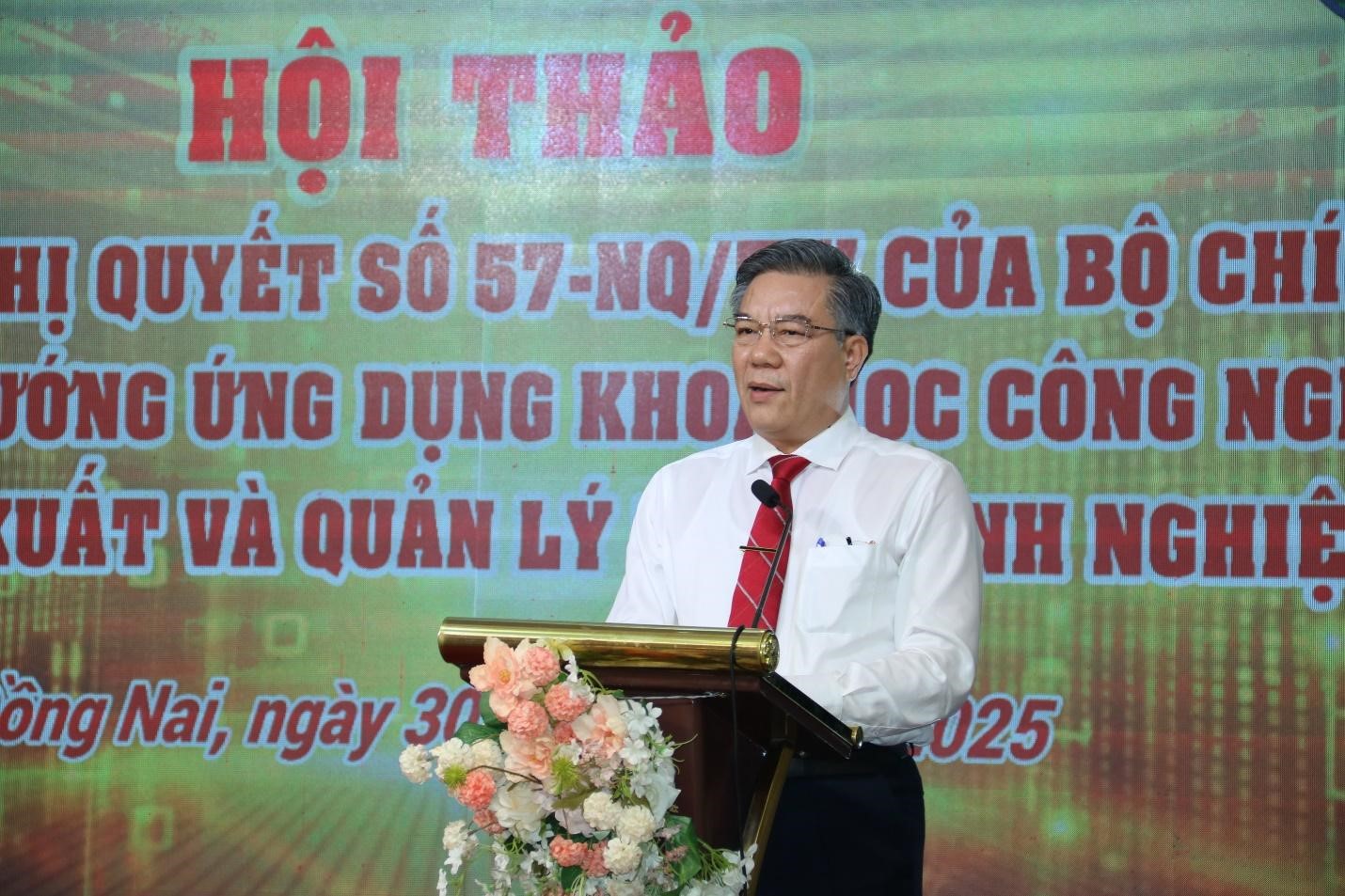 Ông Dương Minh Dũng, Phó Chủ tịch UBND tỉnh Đồng Nai phát biểu tại hội thảo