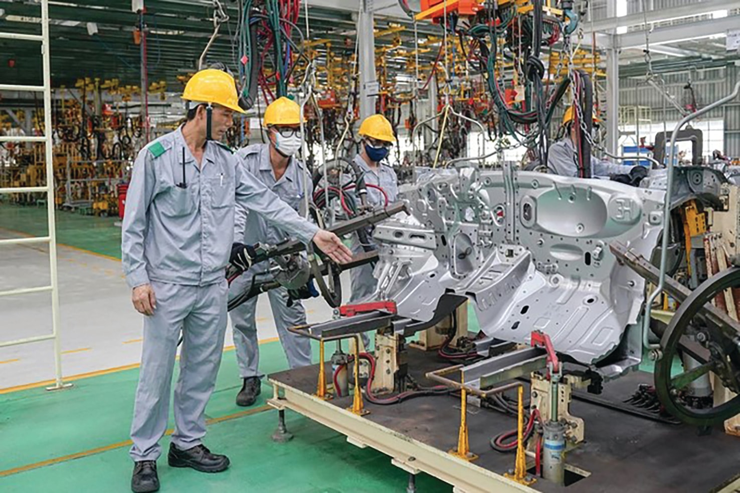 việc giải quyết điểm nghẽn thế chế, đảm bảo các quyền lợi của khu vực kinh tế tư nhân là nhiệm vụ quan trọng. 