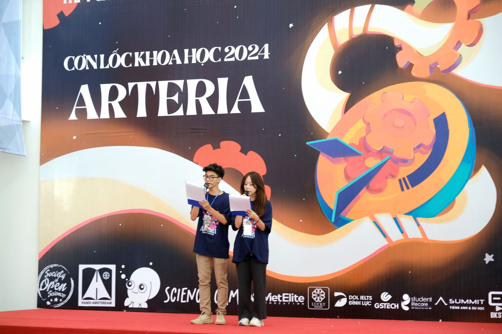 Trưởng ban tổ chức triển lãm khoa học Science Tornado 2024 phát biểu đôi lời về sự kiện