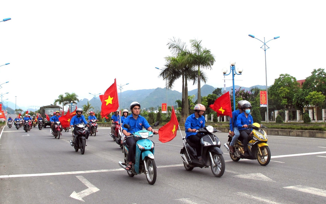 Tuần hành tuyên truyền phòng, chống tác hại thuốc lá ở Lai Châu.