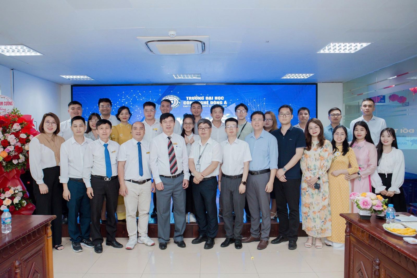 Hợp tác doanh nghiệp - Ký kết MOU.