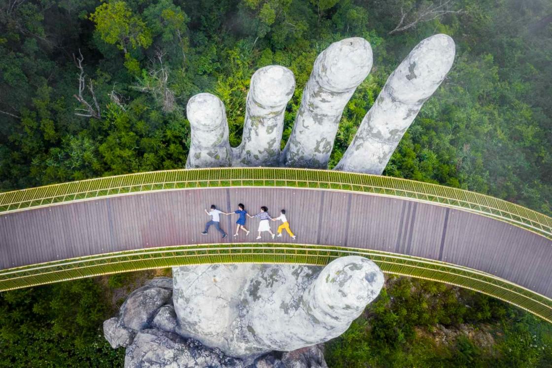 Sun World Ba Na Hills có nhiều trải nghiệm hấp dẫn dành cho hội nhóm.