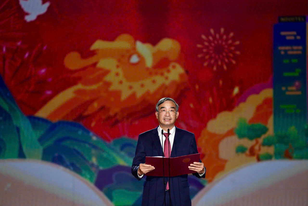 Ông Lê Trung Chinh - Phó Bí thư Thành ủy, Chủ tịch UBND TP. Đà Nẵng phát biểu tại lễ khai mạc DIFF 2025