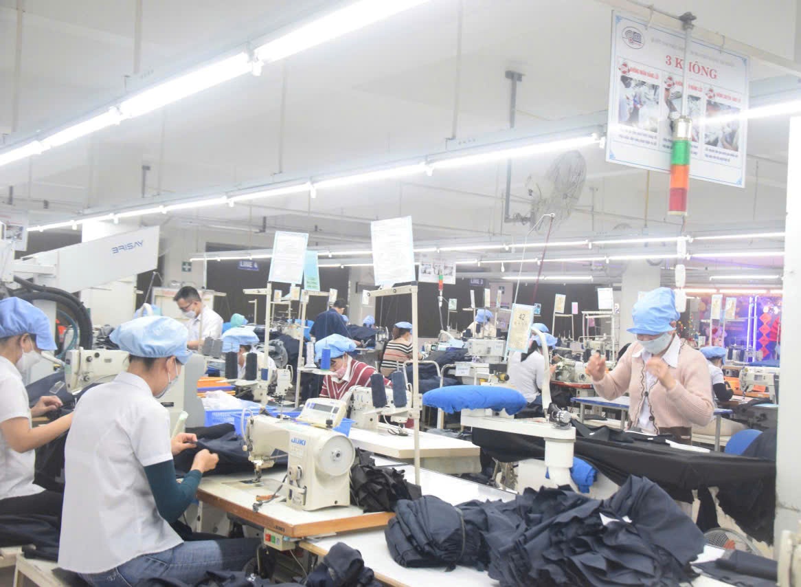 Tiếp đà tăng trưởng ấn tượng ở những tháng đầu năm 2025, hoạt động sản xuất công nghiệp trên địa bàn thành phố trong tháng 7/2025 tiếp tục duy trì mức tăng trưởng tích cực so với cùng kỳ