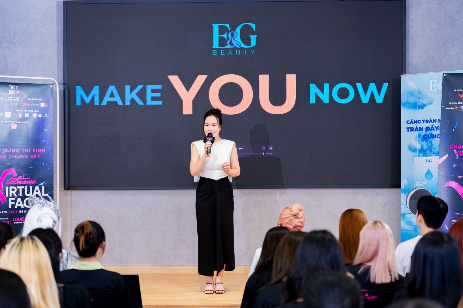 Vietnam Virtual Face 2023 là cuộc thi dành cho các nghệ sĩ hóa trang, trang điểm chuyên nghiệp, các bạn trẻ đam mê môn nghệ thuật này.