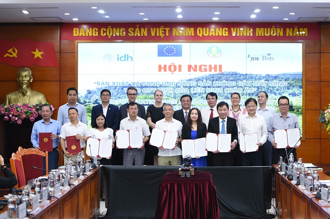 Lễ ký kết Biên bản ghi nhớ hợp tác PPP hỗ trợ ngành cà phê đáp ứng EUDR
