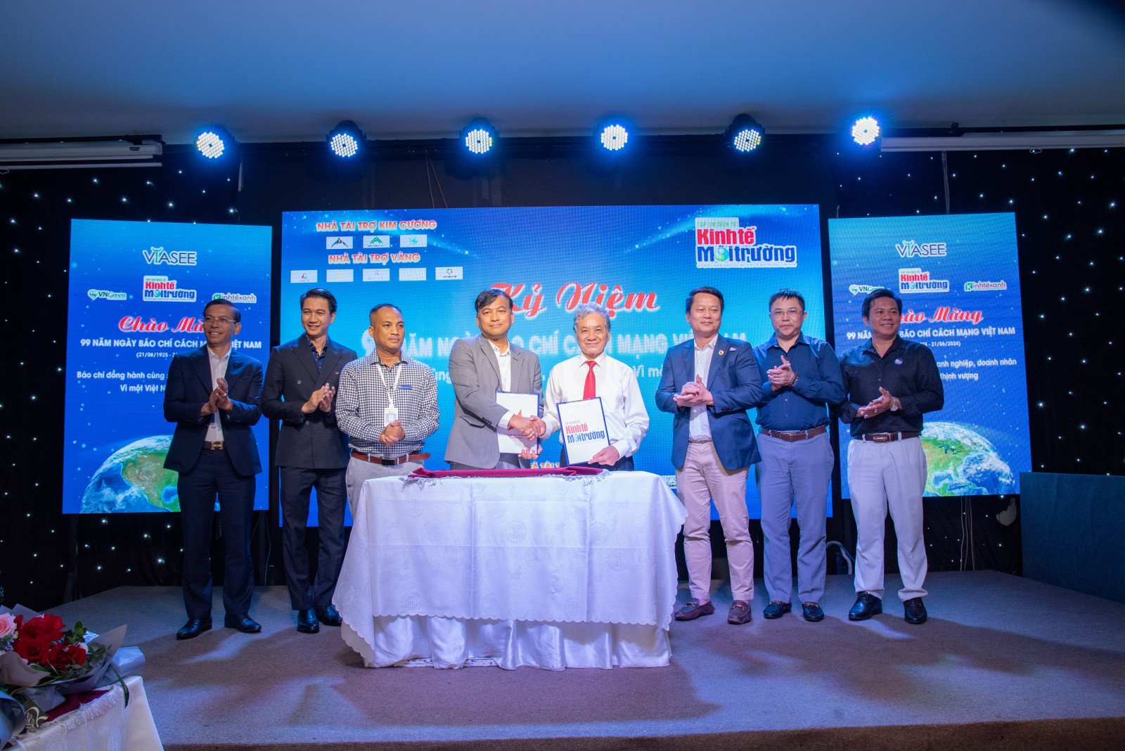 Điểm nhấn tại Lễ kỷ niệm 99 năm Ngày Báo chí Cách mạng Việt Nam (21/6/1925 - 21/6/2024) do Tạp chí Kinh tế Môi trường tổ chức tại khu vực phía Nam là lễ ký kết Thoả thuận Hợp tác toàn diện với Hội doanh nhân trẻ tỉnh Long An.