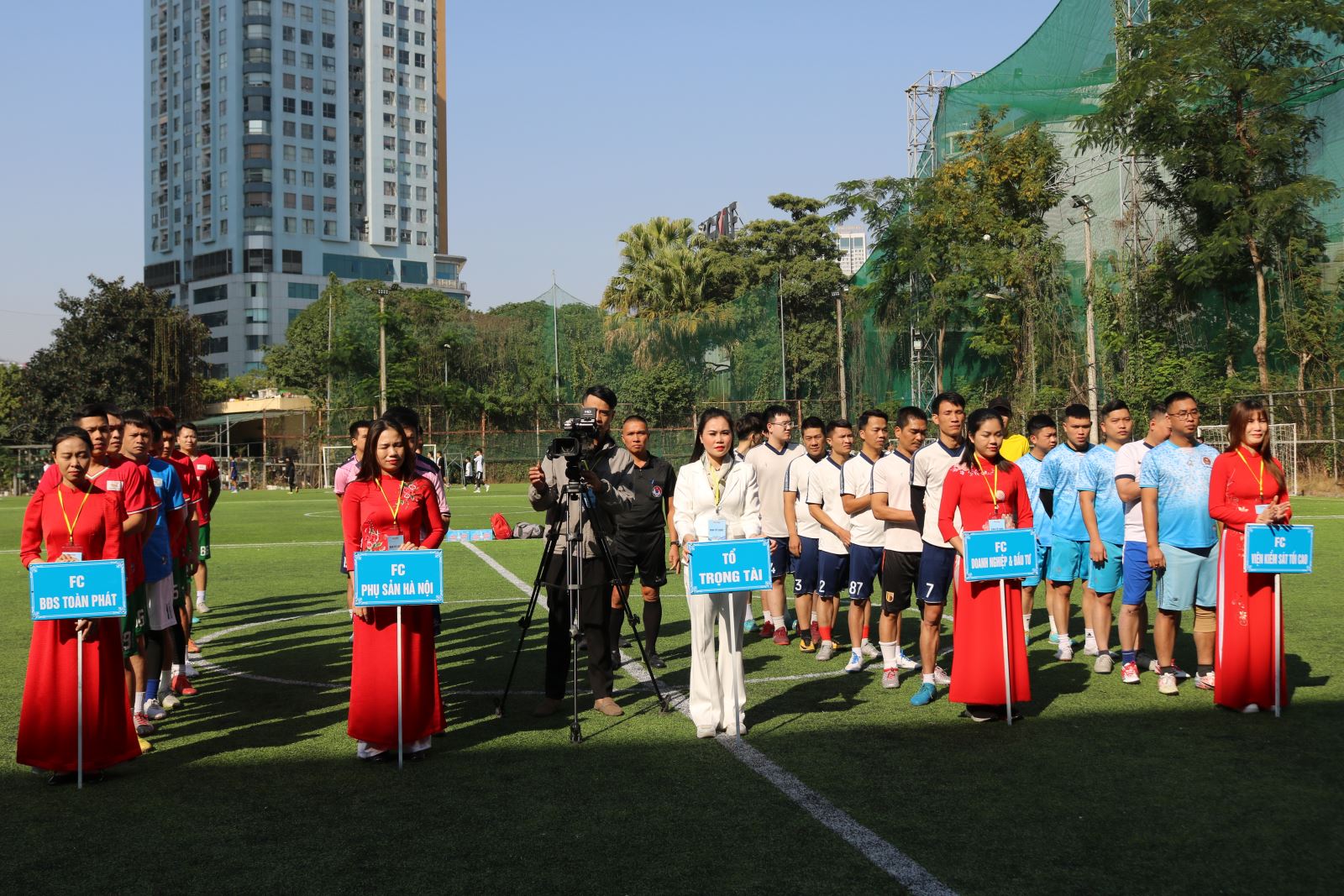 4 đội bóng lọt vào vòng chung kết là FC Viện Kiểm Sát, FC Bệnh viện Phụ Sản, FC Start Land và FC Doanh nghiệp Đầu tư