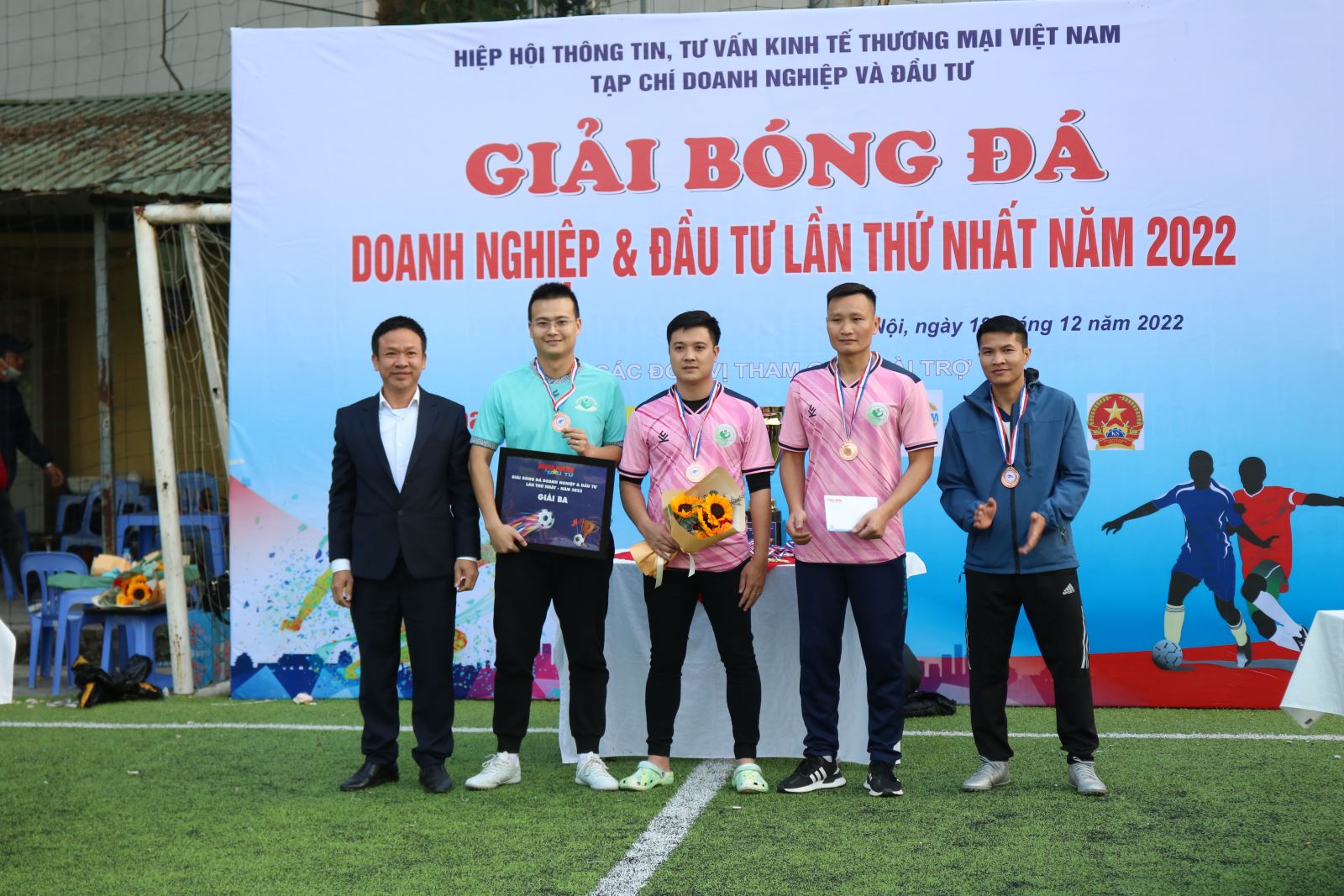 FC Bệnh viện Phụ Sản về thứ 4 sau trận tranh hùng chung kết 2 gặp FC Viện Kiểm Sát