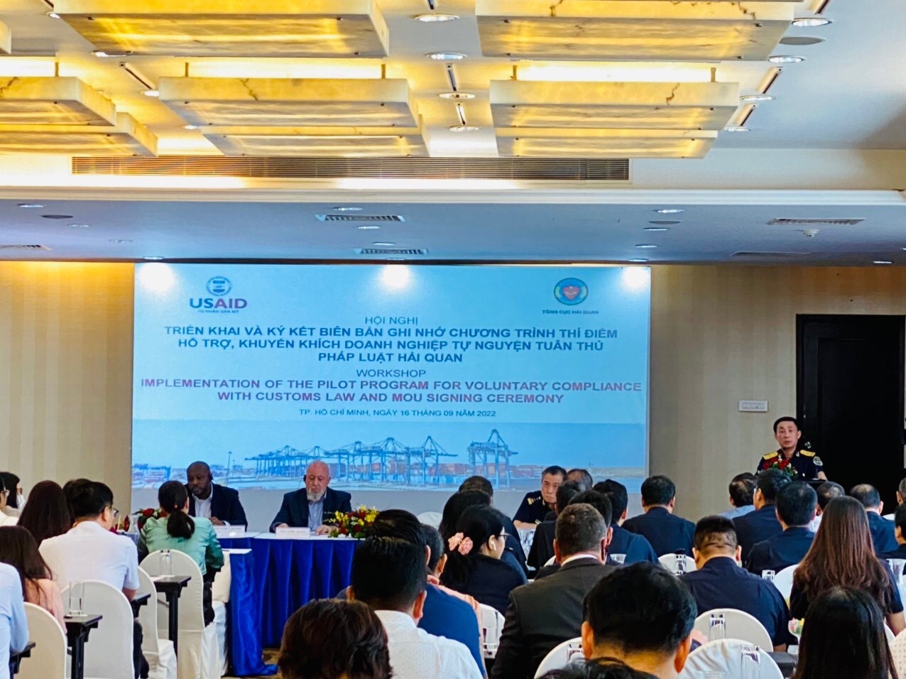 Ông Hoàng Việt Cường, Phó Tổng cục trưởng, Tổng cục Hải quan phát biểu tại Hội nghị 