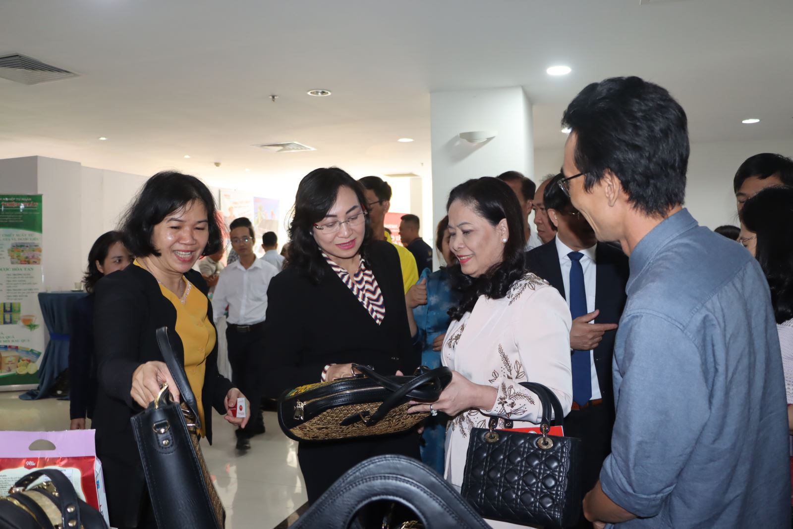 Quan hệ Việt Cam