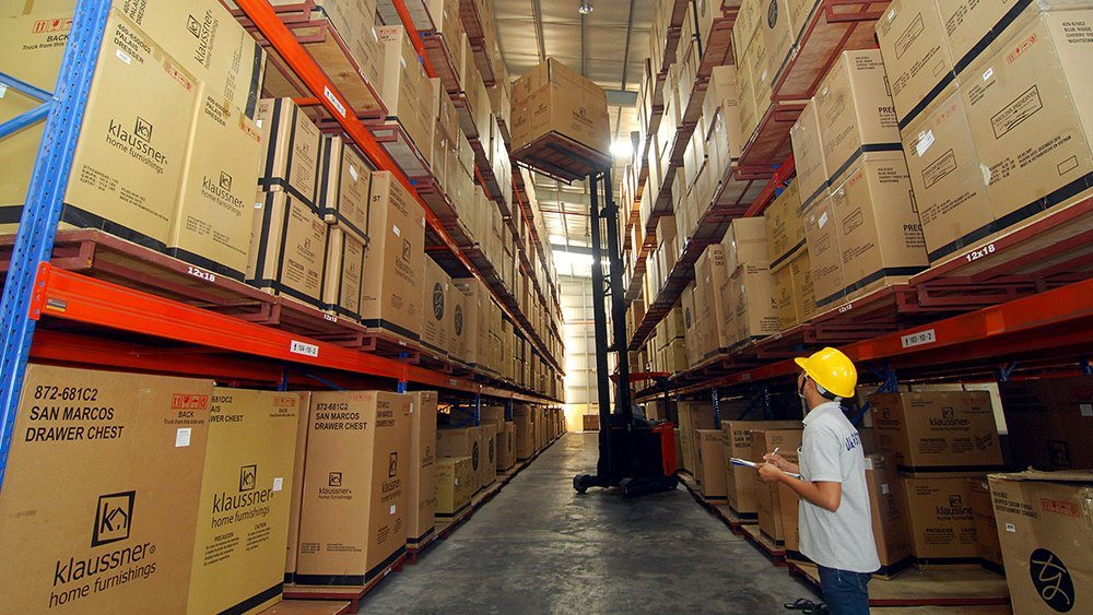 Doanh nghiệp chế xuất có thể thuê kho ngoài theo quy định tại Điều 80 Thông tư 38/2015/TT-BTC