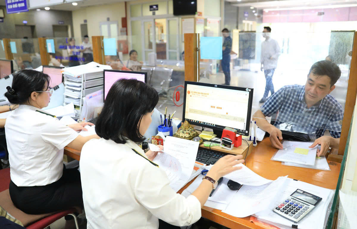 thu ngân sách nhà nước (NSNN) của Việt Nam trong giai đoạn 2021-2025 vẫn đạt được những kết quả ấn tượng, vượt xa mục tiêu đề ra