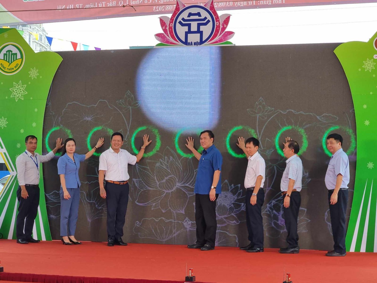 Khai mạc Tuần hàng tư vấn, giới thiệu và bán sản phẩm OCOP thành phố Hà Nội năm 2023.