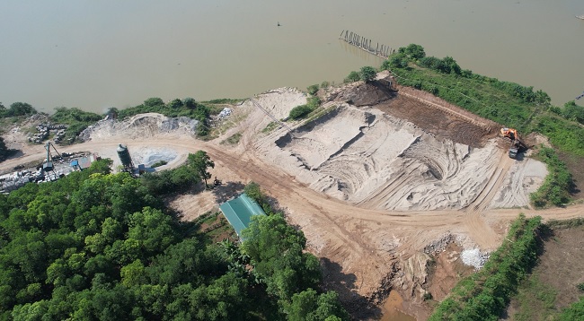 Khu vực xưởng sản xuất bê tông Tâm An.