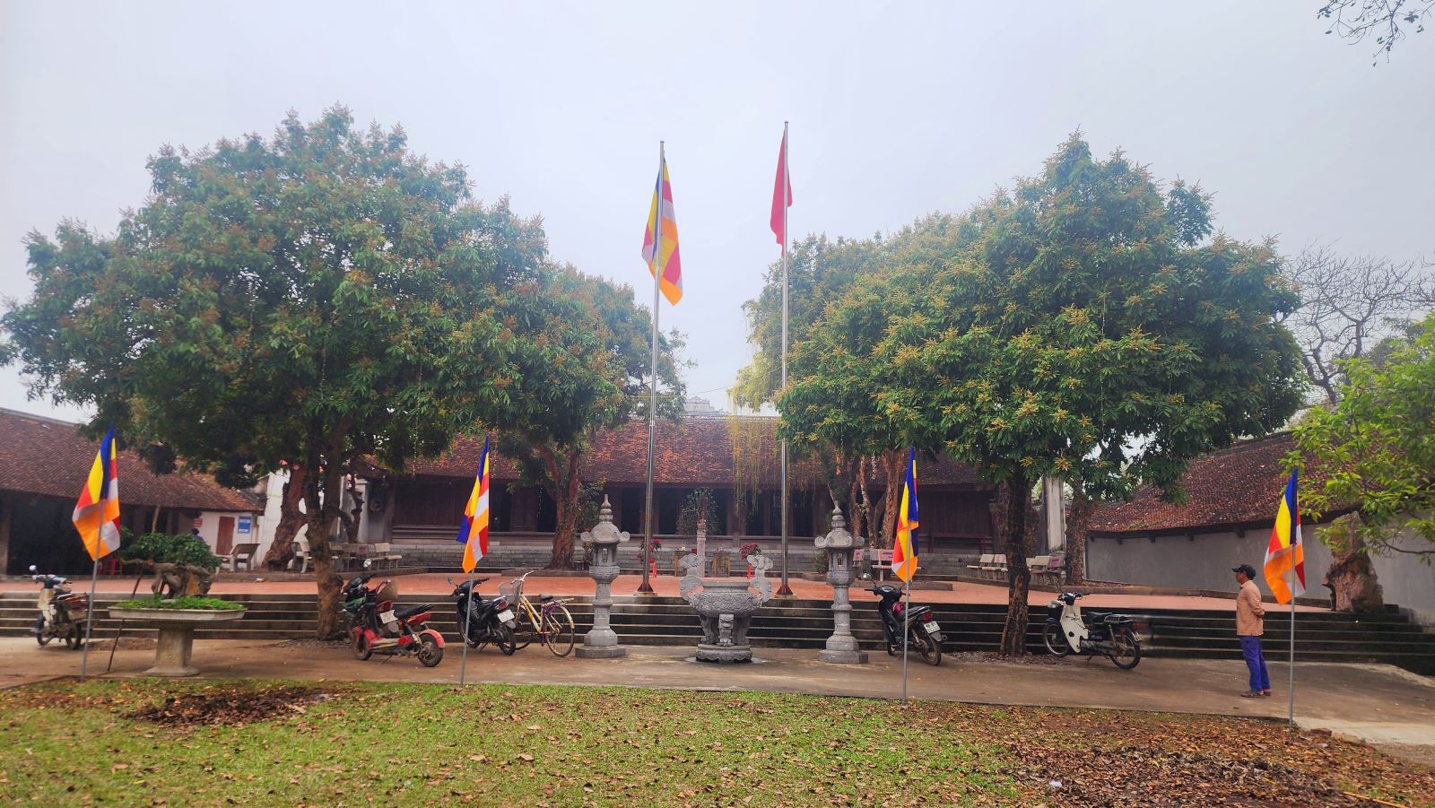 Chùa Phúc Quang, ngôi chùa còn lưu giữ hàng trăm bức tượng quý - nơi trung tâm lễ hội diễn ra.