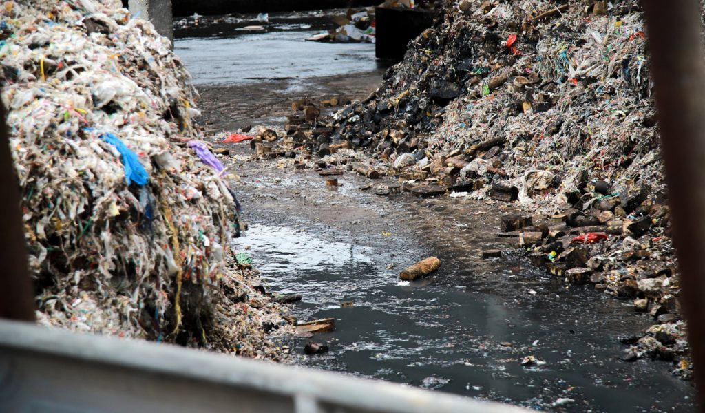 Tình trạng ô nhiễm môi trường tại Phú Lâm đã kéo dài nhiều năm nay...