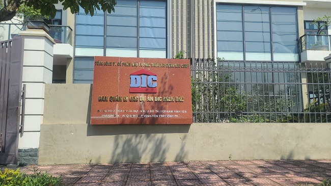 Đến nay chủ đầu tư dự án cũng chỉ biết trông chờ vào quyết định của chính quyền.